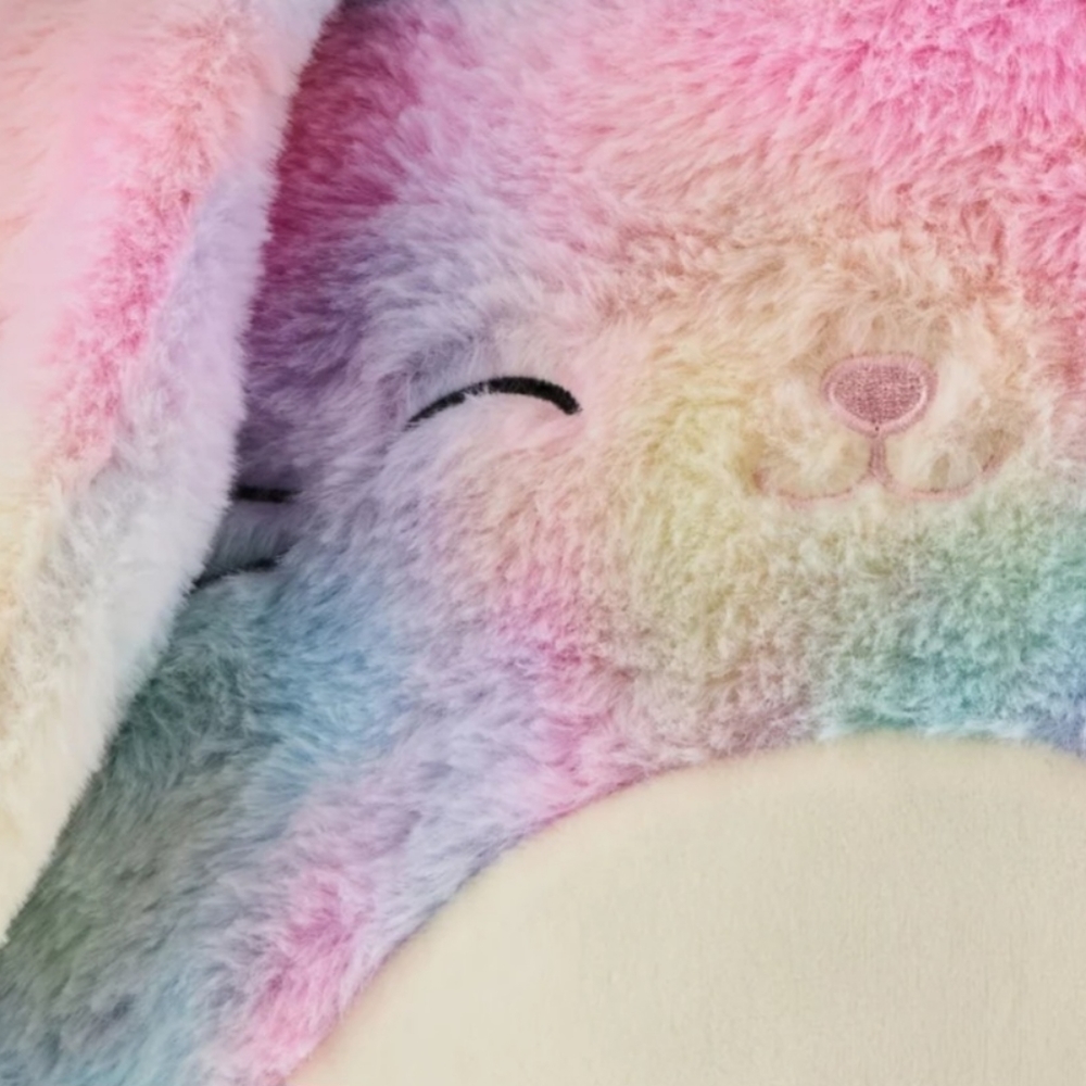 Candi Squishmallow Fuzzamallow Limited Release - Picture 2 of 4